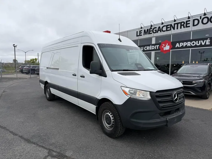 2025 Mercedes-Benz Sprinter Cargo Van