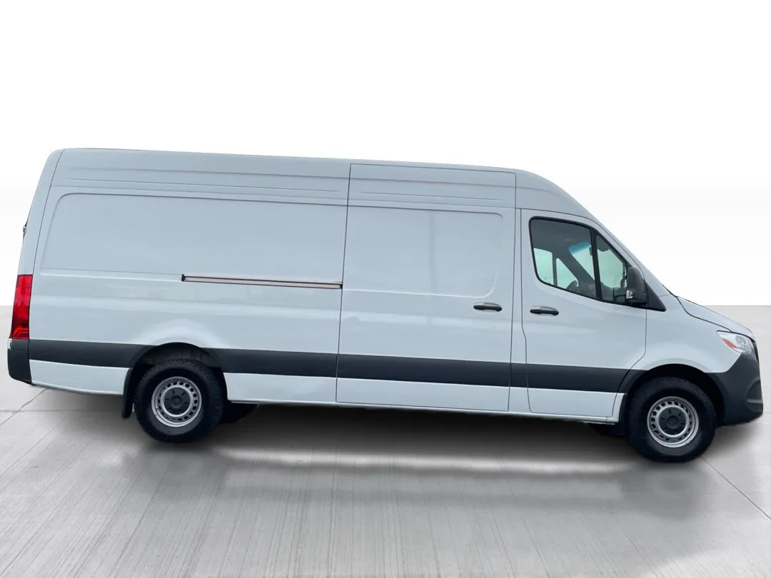 Mercedes-Benz Sprinter Cargo Van 2025 à vendre - photo 2