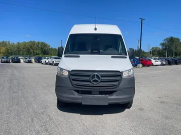 2025 Mercedes-Benz Sprinter Cargo Van - image 2