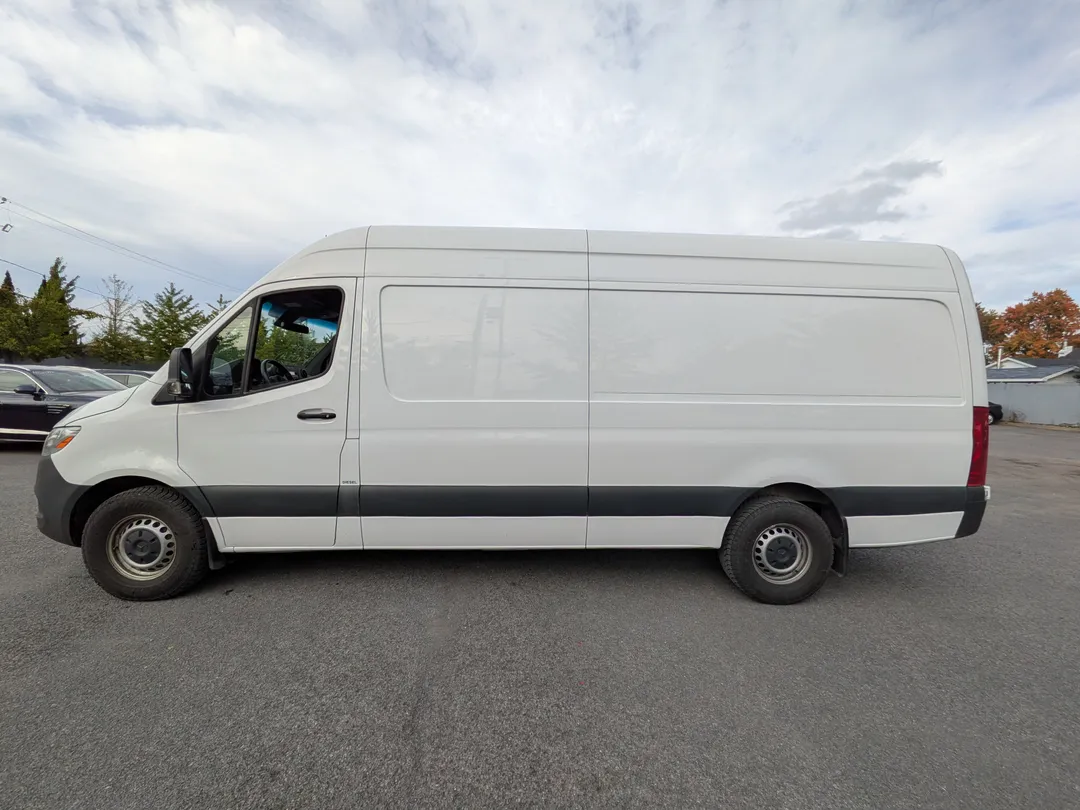 Mercedes-Benz Sprinter Cargo Van 2024 à vendre - photo 4