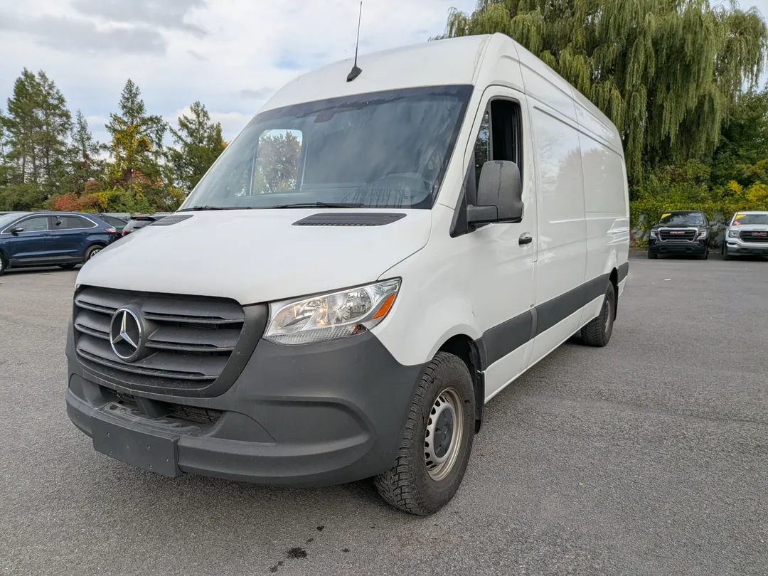 Mercedes-Benz Sprinter Cargo Van 2024 à vendre - photo 1