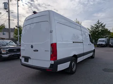 2024 Mercedes-Benz Sprinter Cargo Van - image 6