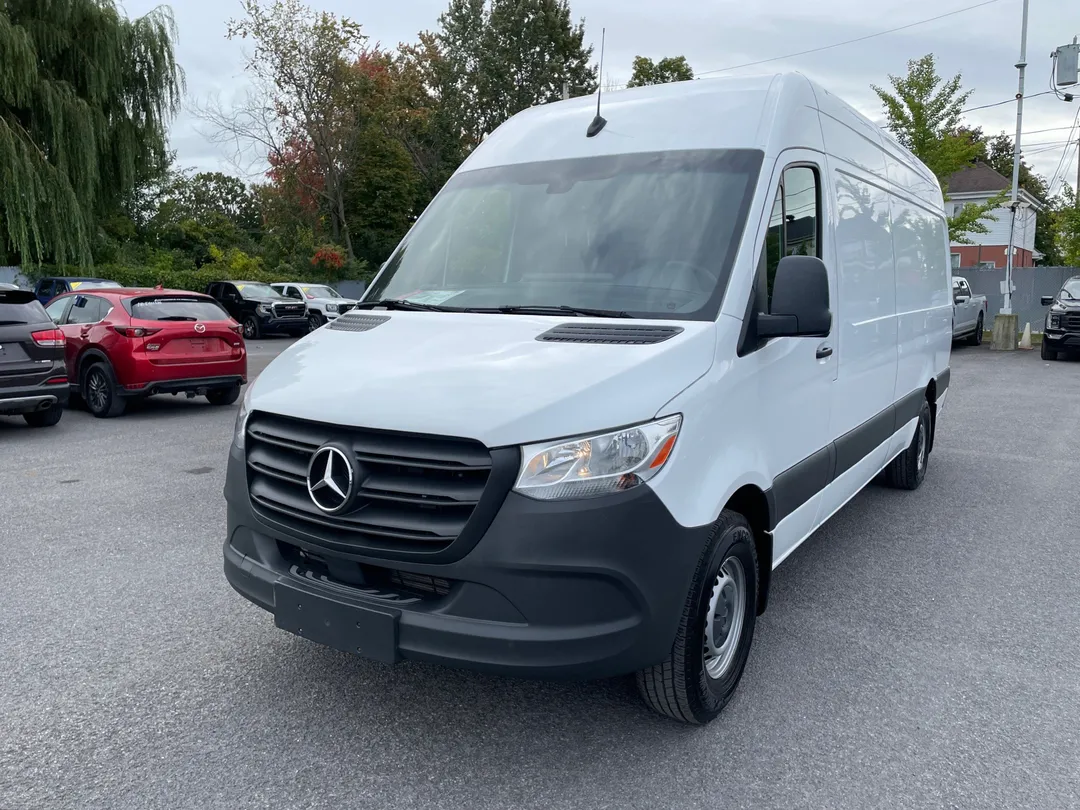 Mercedes-Benz Sprinter Cargo Van 2024 à vendre - photo 3