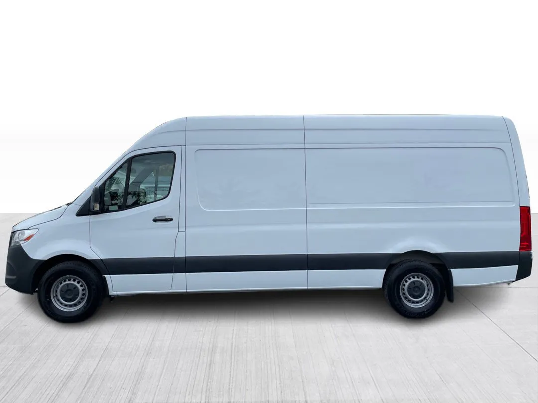 Mercedes-Benz Sprinter Cargo Van 2024 à vendre - photo 4