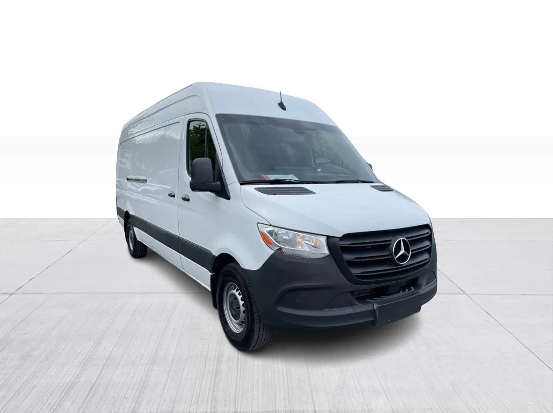 Mercedes-Benz Sprinter Cargo Van 2024 à vendre - photo 1