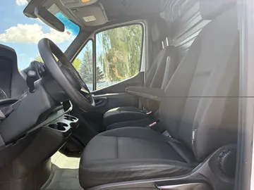 2024 Mercedes-Benz Sprinter Cargo Van - image 7