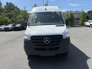 2024 Mercedes-Benz Sprinter Cargo Van - image 2