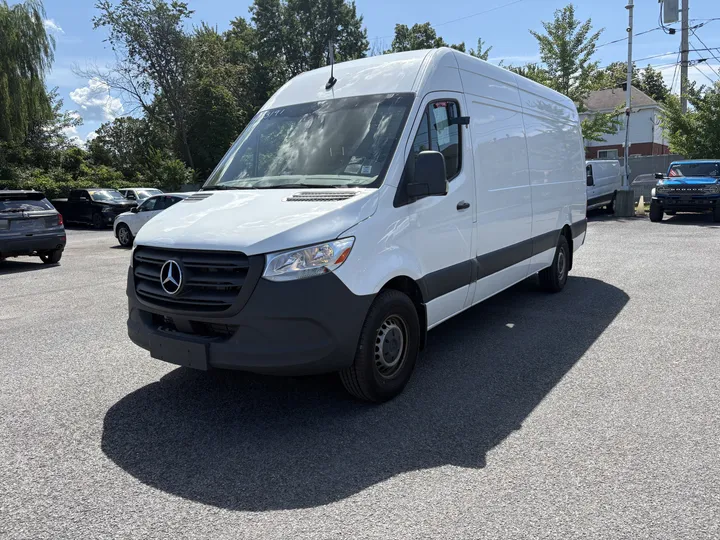 2024 Mercedes-Benz Sprinter Cargo Van - image principale