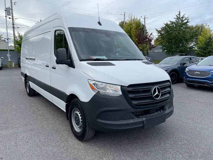 2024 Mercedes-Benz Sprinter Cargo Van