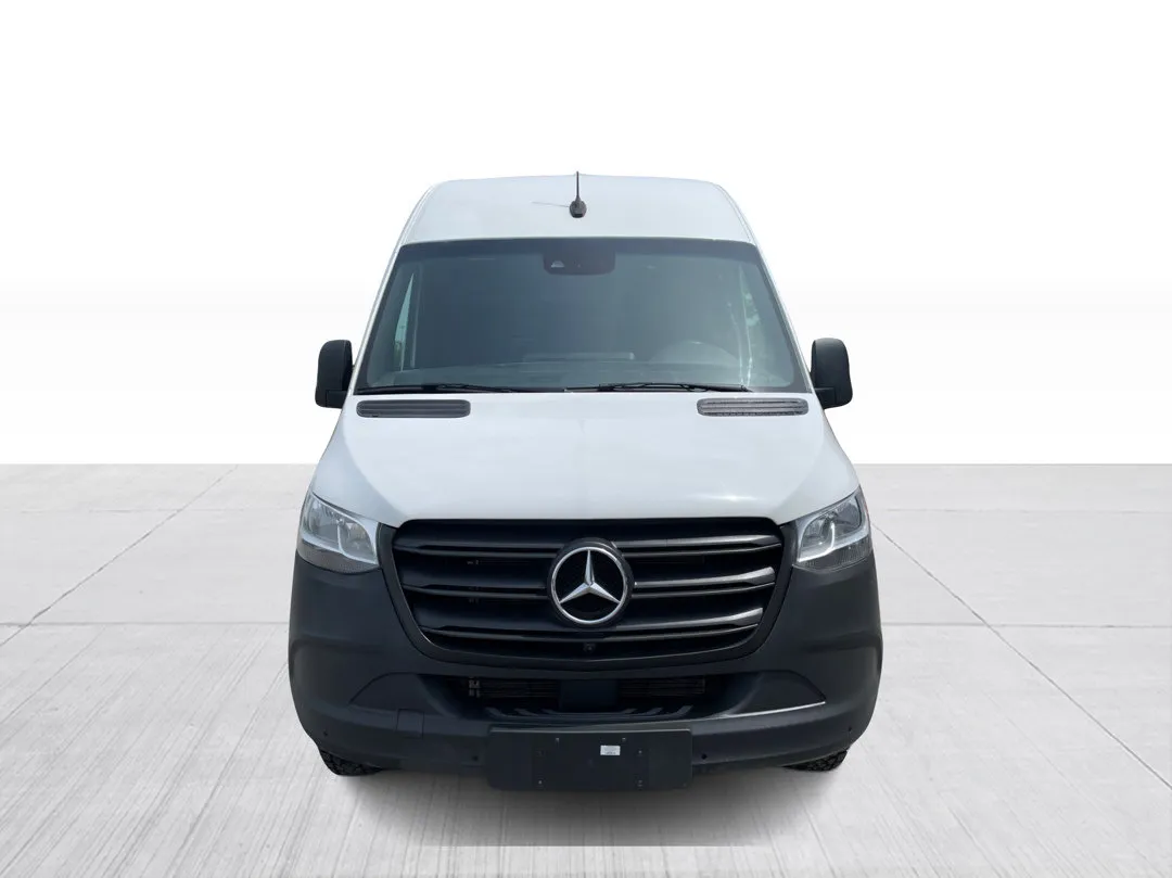 Mercedes-Benz Sprinter Cargo Van 2024 à vendre - photo 2