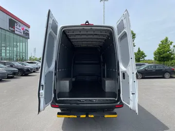 2024 Mercedes-Benz Sprinter Cargo Van - image 12