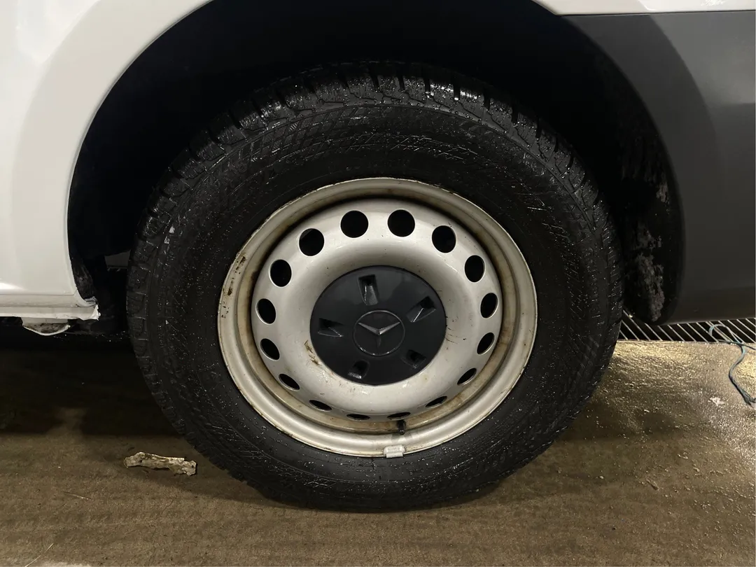 2023 Mercedes-Benz Metris Cargo Van — photo 4