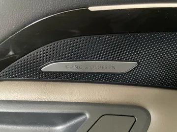 2025 Audi Q5 - image 26