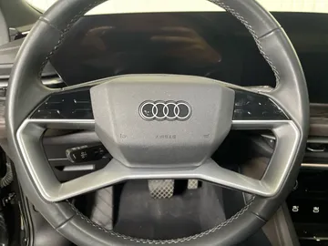 2025 Audi Q5 - image 19