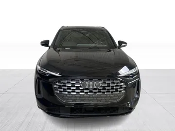 2025 Audi Q5 - image 9