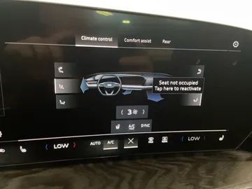 2025 Audi Q5 - image 24