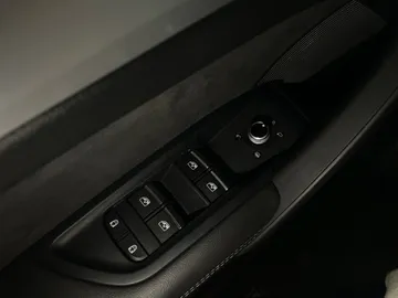 2023 Audi SQ5 Sportback - image 27