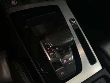 2023 Audi SQ5 Sportback - image 32