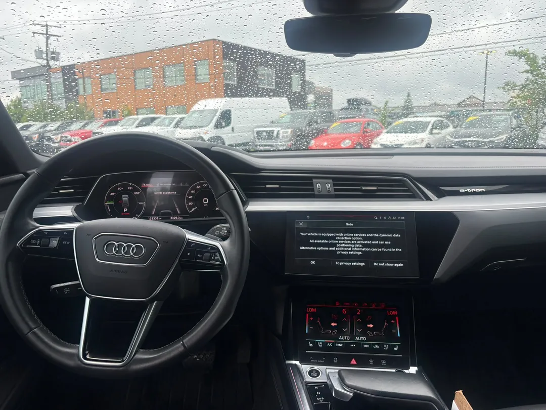 2022 Audi E-tron Sportback — photo 7