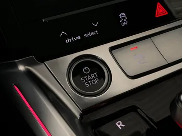 2022 Audi E-tron Sportback - image 26