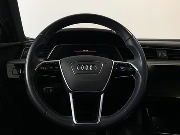 2022 Audi E-tron Sportback - image 16