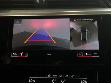 2022 Audi E-tron Sportback - image 23
