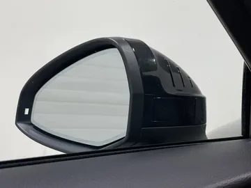 2023 Audi A4 allroad - image 21