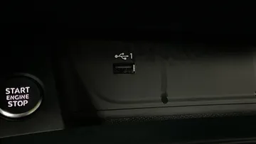 2023 Audi A4 allroad - image 33