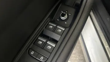 2023 Audi A4 allroad - image 28