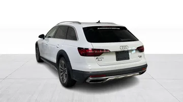 2023 Audi A4 allroad - image 6