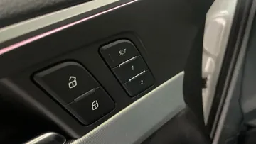 2023 Audi A4 allroad - image 20