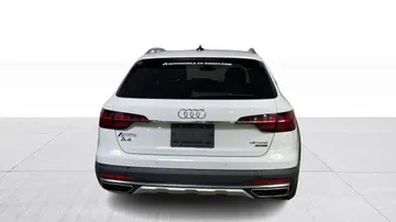 2023 Audi A4 allroad - image 7