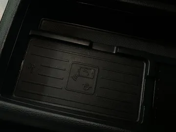 2023 Audi A4 allroad - image 35