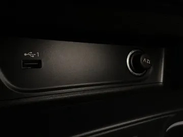 2023 Audi A4 allroad - image 33