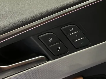 2020 Audi A4 allroad - image 21