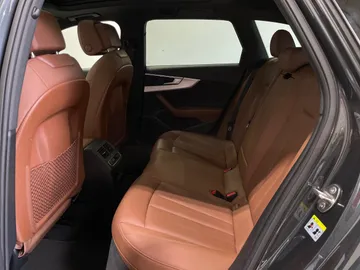 2020 Audi A4 allroad - image 16