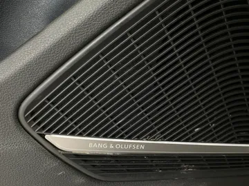 2020 Audi A4 allroad - image 20