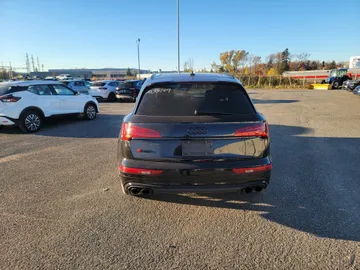 2021 Audi SQ5 - image 6