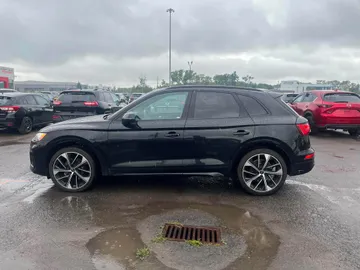 2023 Audi SQ5 - image 6