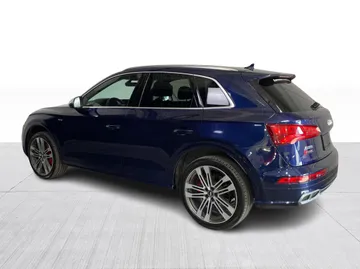 2018 Audi SQ5 - image 12