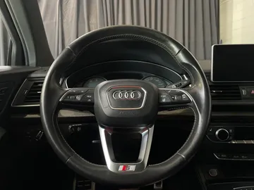 2018 Audi SQ5 - image 19