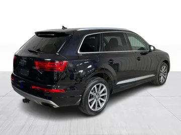 2019 Audi Q7 - image 14