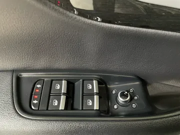 2019 Audi Q7 - image 27