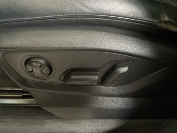 2019 Audi Q7 - image 20