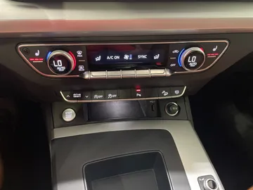 2023 Audi Q5 - image 22