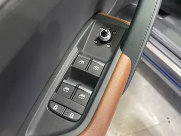 2023 Audi Q5 - image 23