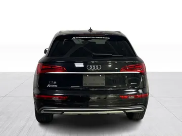 2022 Audi Q5 - image 12