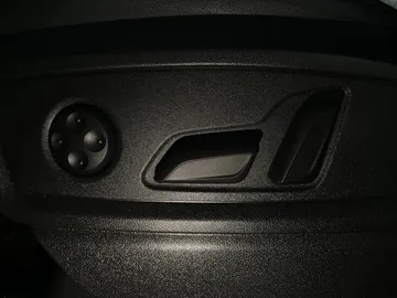 2022 Audi Q5 - image 19