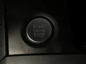 2022 Audi Q5 - image 23