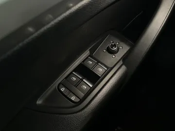 2022 Audi Q5 - image 24